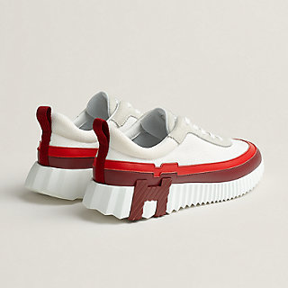 期間限定値下げ中【新品未開封】HERMES H24 全新HERMÈS 爱马仕Kelly Moove 89 黑色Noir Swift牛皮银扣W刻